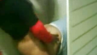 بالغ عورت Nika dildo ...